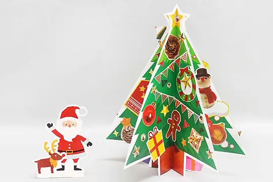 ワークショップの流れの「くるっと工作ブック クリスマス/英語ver.」が完成した画像