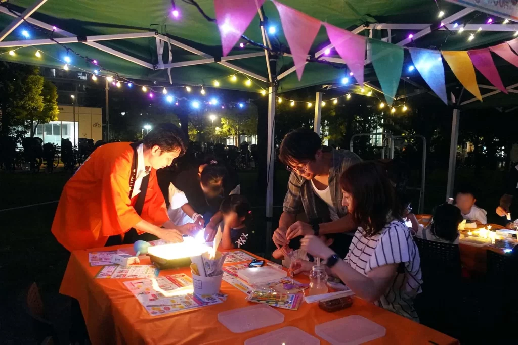 中野チルナイトピクニックのピコトンの工作ワークショップブース