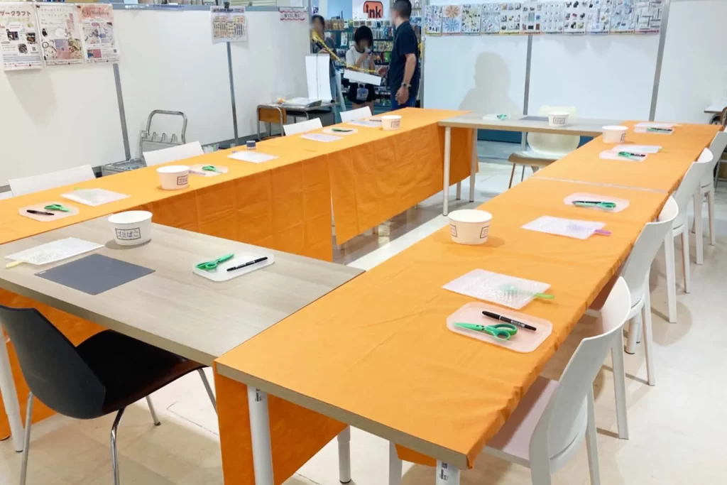 港北 TOKYU S.C.で開催された『光る!デコうちわ』のイベント会場