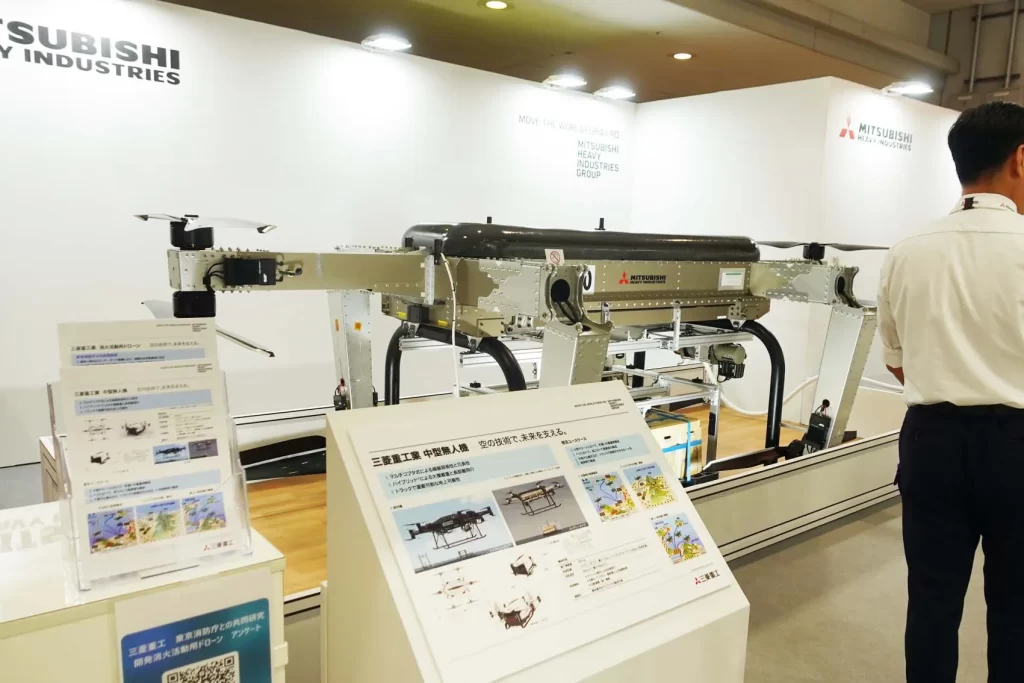 「危機管理産業展(RISCON TOKYO)」の様子。大きなドローン