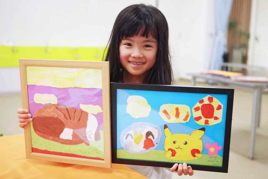 日向ぼっこしているネコやポッチャマたちが気持ちよさそう♪