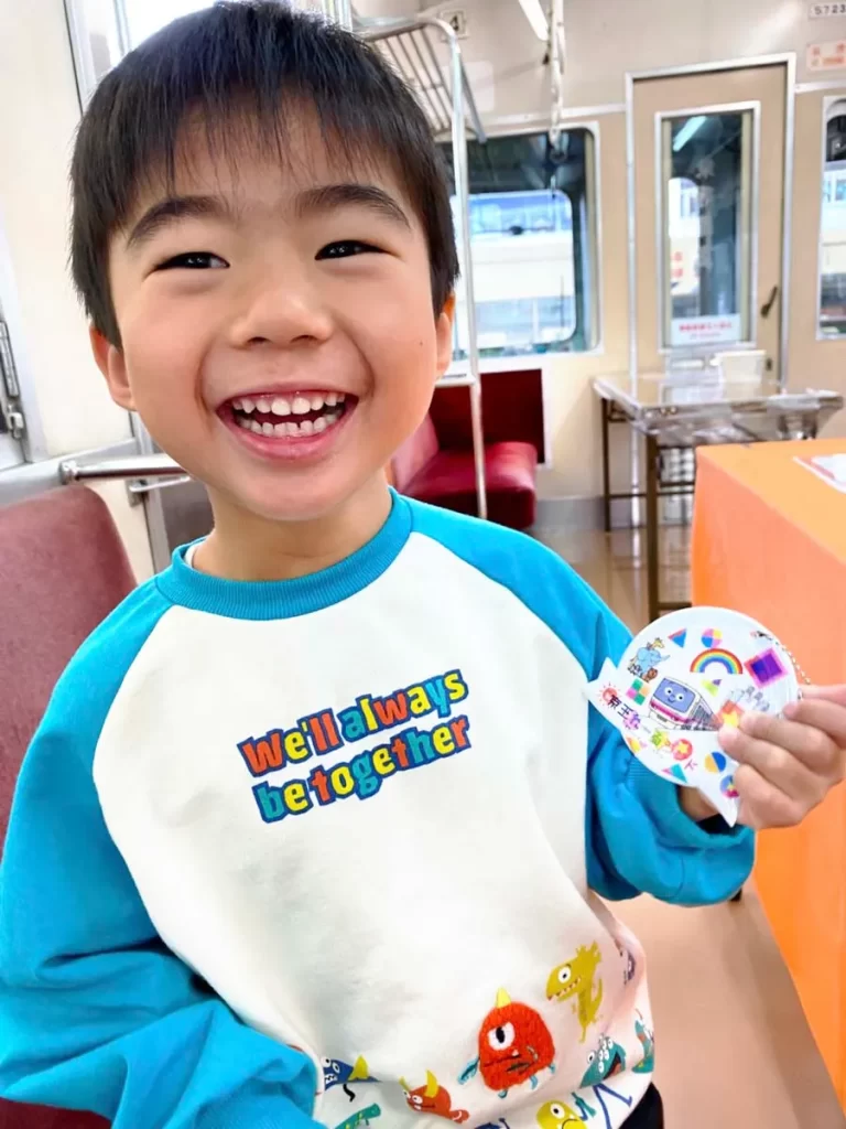 「京王れーるランド」で開催された『ピカッと！安全キーホルダー』のイベントの様子4