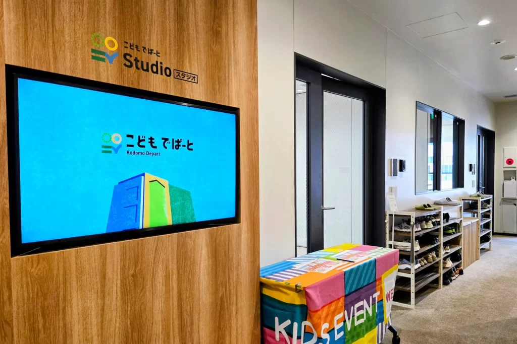 こどもでぱーと中野で開催された工作イベント企画の様子4