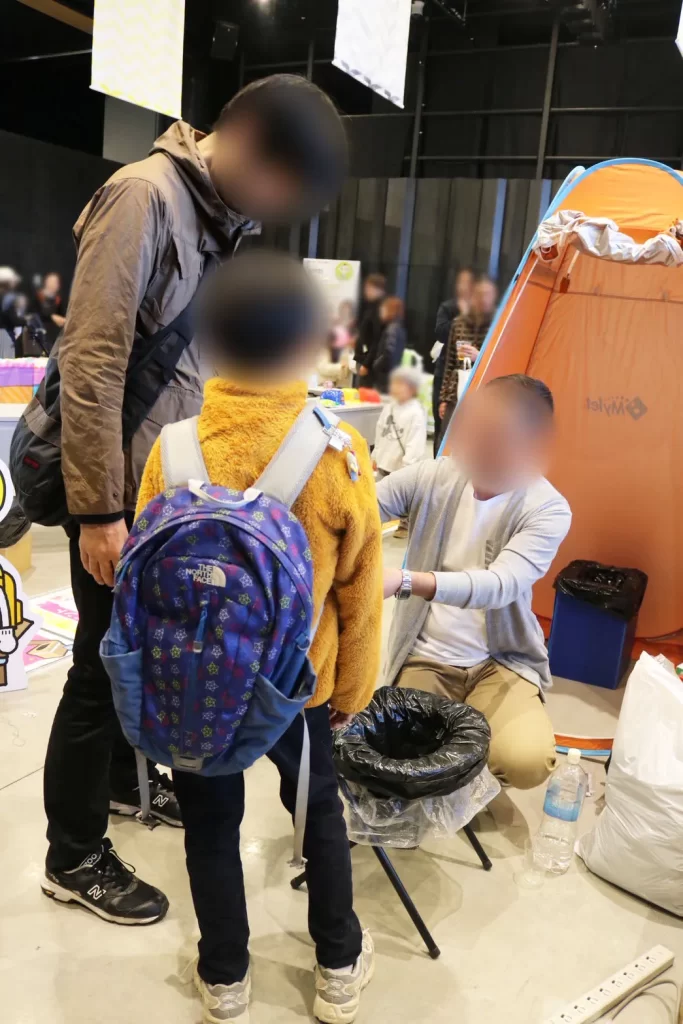 「家族で学ぶ防災 まなぼう祭」での『巨大防災スゴロク』の様子3