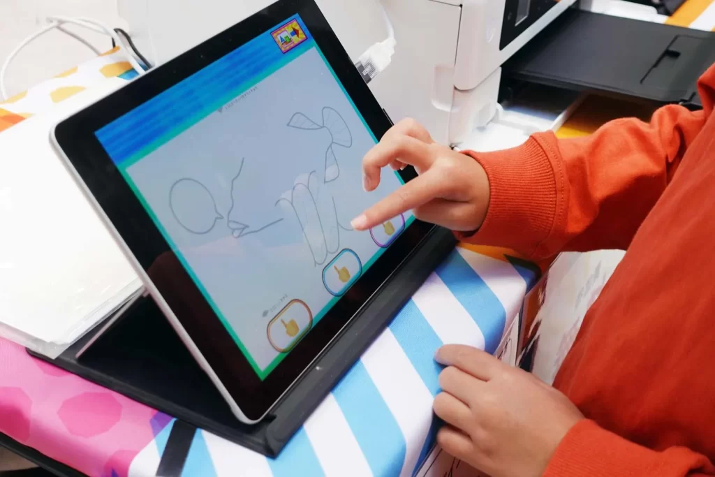 デバイスを使ってぬりえづくり