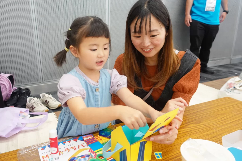 『Myおうちバッグ』を作る親子1