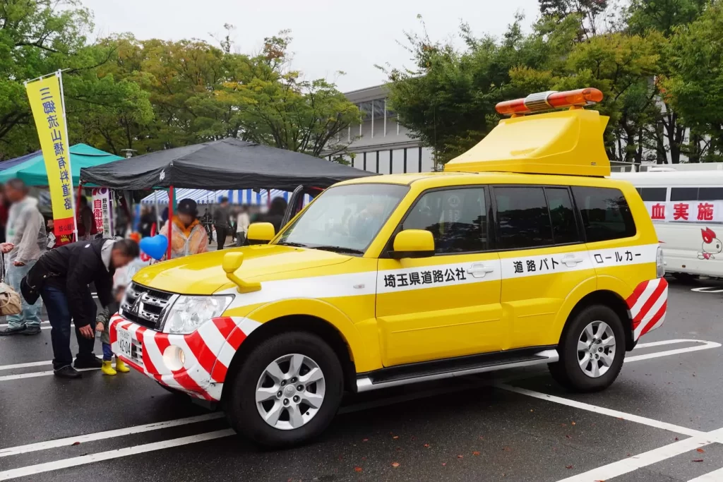 パトロールカー