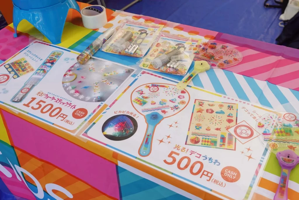 ピコトンブースの受付テーブル