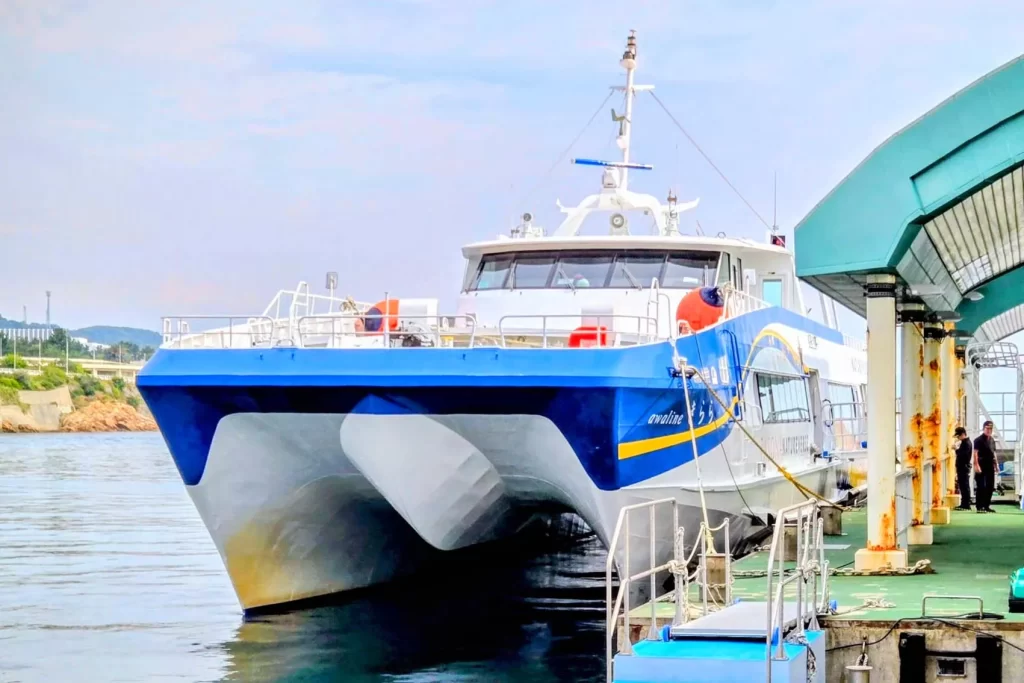 万博高速船「PASONA NATUREVERSE号」