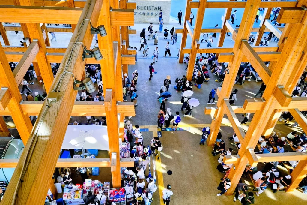 大屋根リングの上からの景色