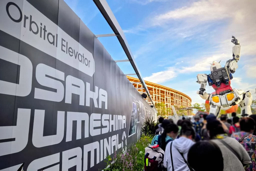 「GUNDAM NEXT FUTURE PAVILION」前のガンダム③