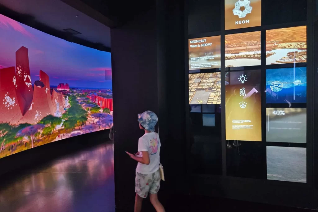 「2030年の万博はサウジアラビアで！」という迫力映像