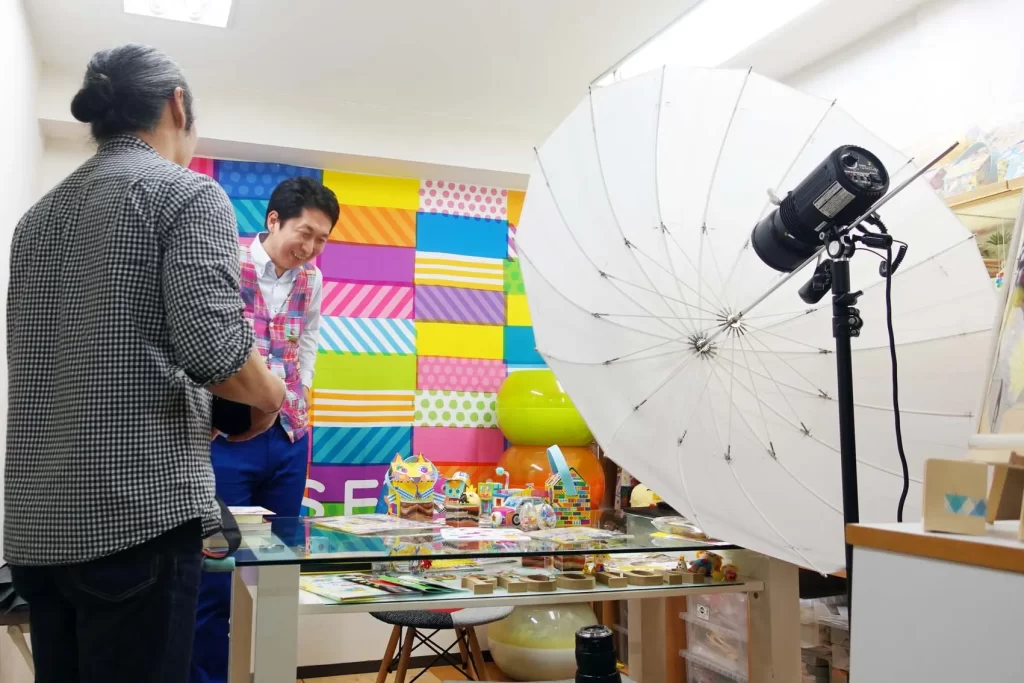 カメラマンの平山 諭さんの撮影風景