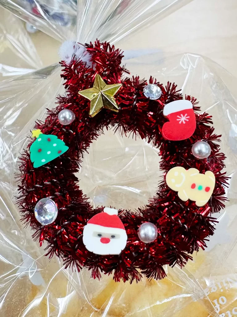 ハッピーさんの手作りモール飾り