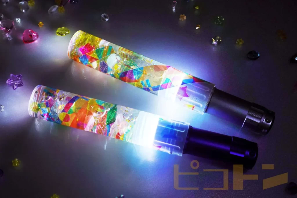 光る！ウォータースティックライトの広報写真