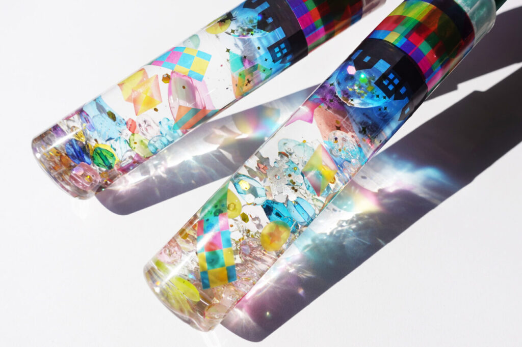 光に透ける『光る!ウォータースティックライト クリスマスver.』